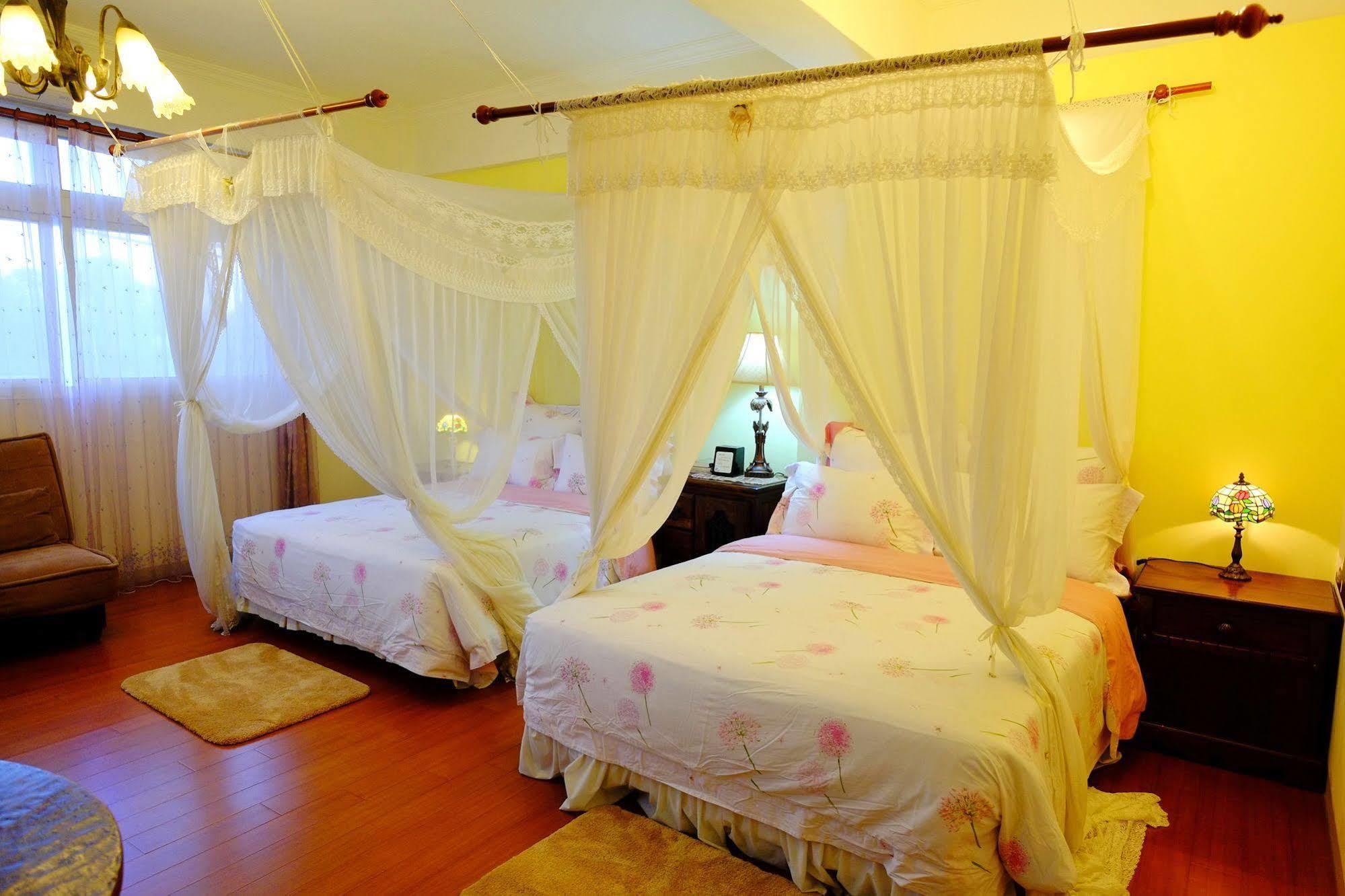 Spring Garden Homestay Хуалиен Сити Екстериор снимка