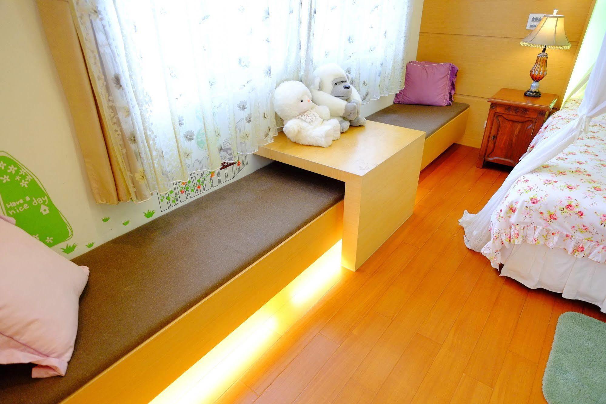 Spring Garden Homestay Хуалиен Сити Екстериор снимка